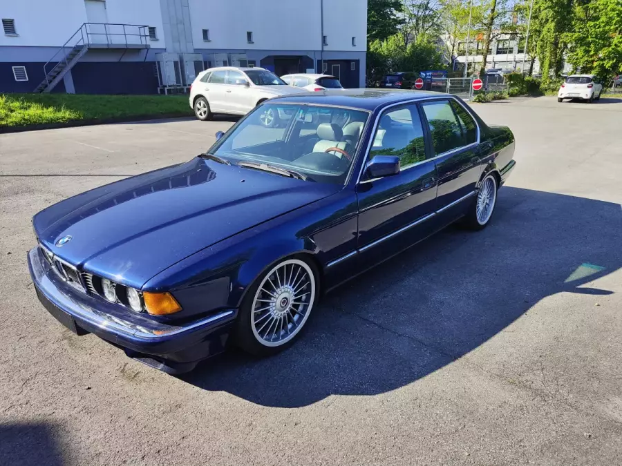 BMW 750I E32
