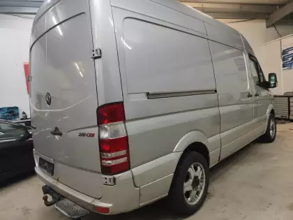 Mercedes-Benz Sprinter 218 Automatik – Bild 3