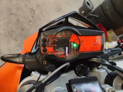 KTM Duke 690 – Bild 3