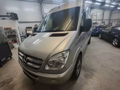 Mercedes-Benz Sprinter 218 Automatik – Bild 2