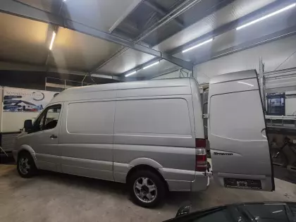 Mercedes-Benz Sprinter 218 Automatik – Bild 8