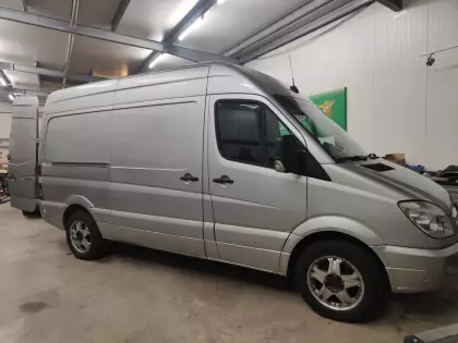 Mercedes-Benz Sprinter 218 Automatik – Bild 9